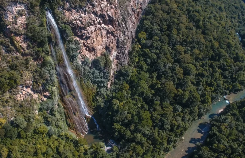 Cachoeira boca da onça